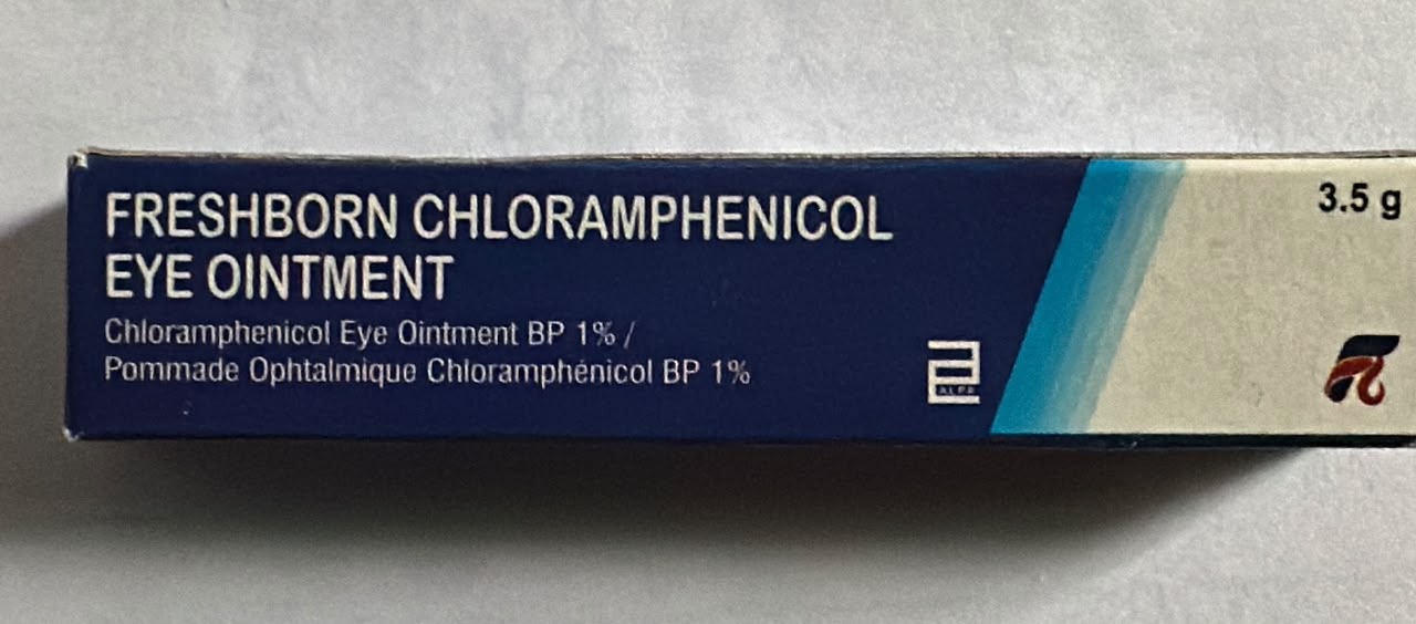 CHLORAPHE. OINTMENT  D0012
